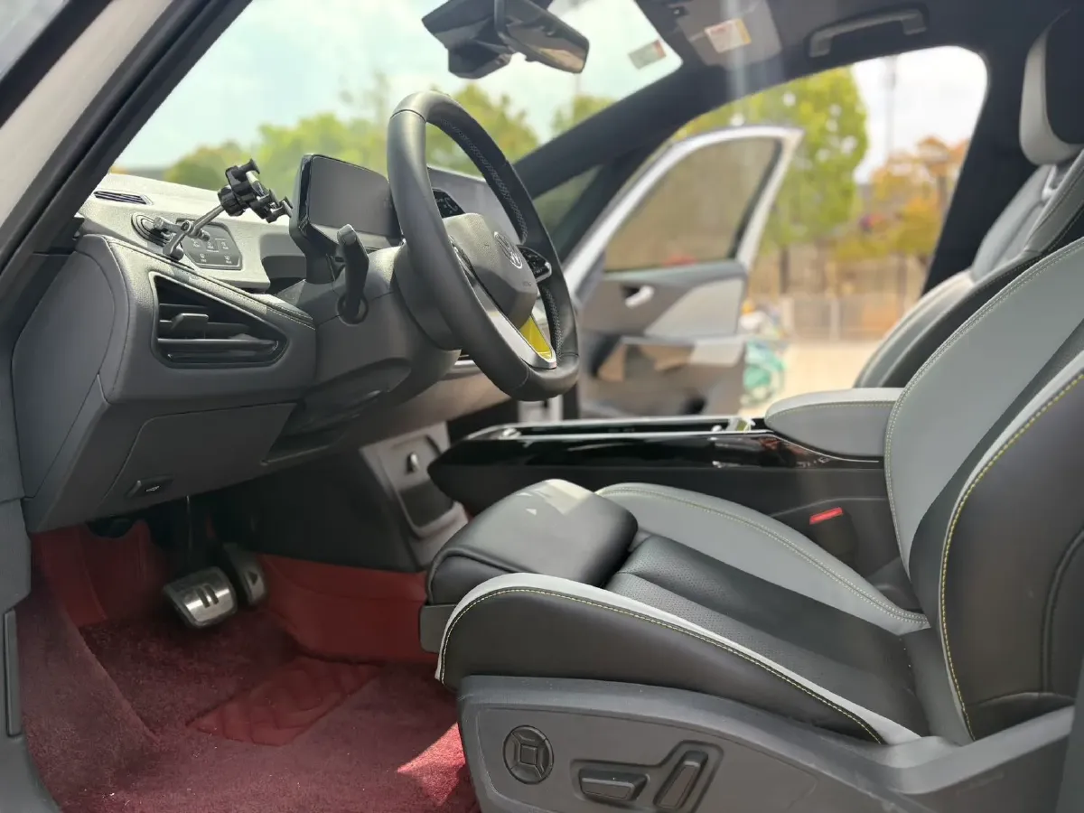 2024 Volkswagen ID.3 BEV 52.8KWH,autocango,china used car exporter,china ev exporter,chinese used car exporter,chinese used ev exporter