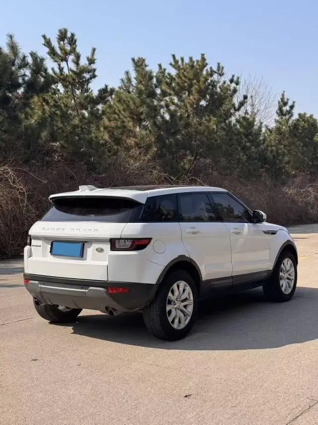 2018 Land Rover Range Rover Evoque 2.0T 241HP L4 9AT,autocango,china used car exporter,china ev exporter,chinese used car exporter,chinese used ev exporter