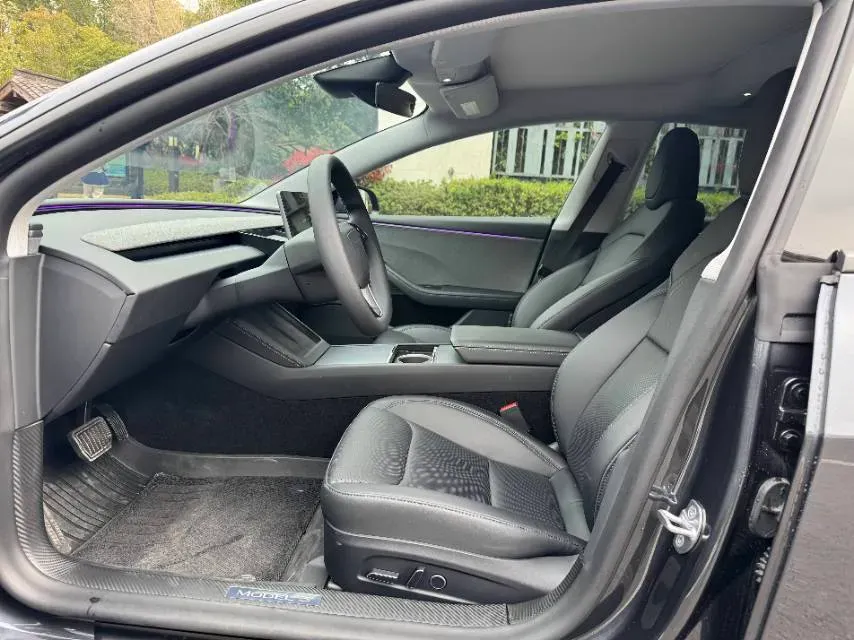 2025 Tesla Model 3 BEV 62.5KWH,autocango,china used car exporter,china ev exporter,chinese used car exporter,chinese used ev exporter