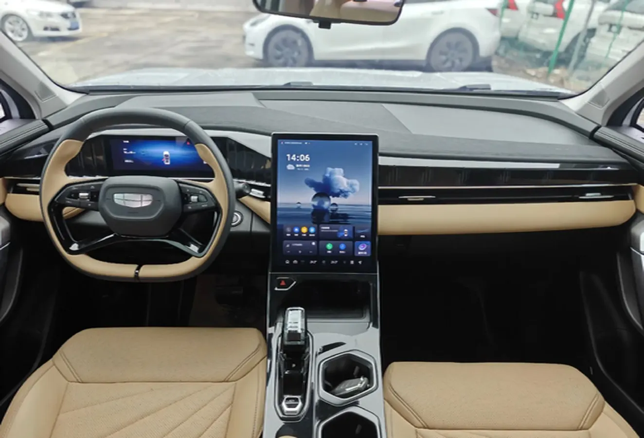 2023 Geely StarRay 1.5T 181HP L4 7DCT,autocango,china used car exporter,china ev exporter,chinese used car exporter,chinese used ev exporter