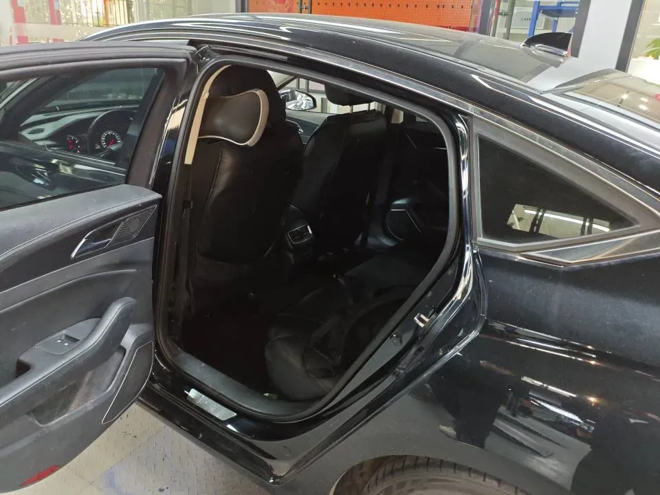 2020 HongQi H5 1.5T 169HP L4 7DCT,autocango,china used car exporter,china ev exporter,chinese used car exporter,chinese used ev exporter