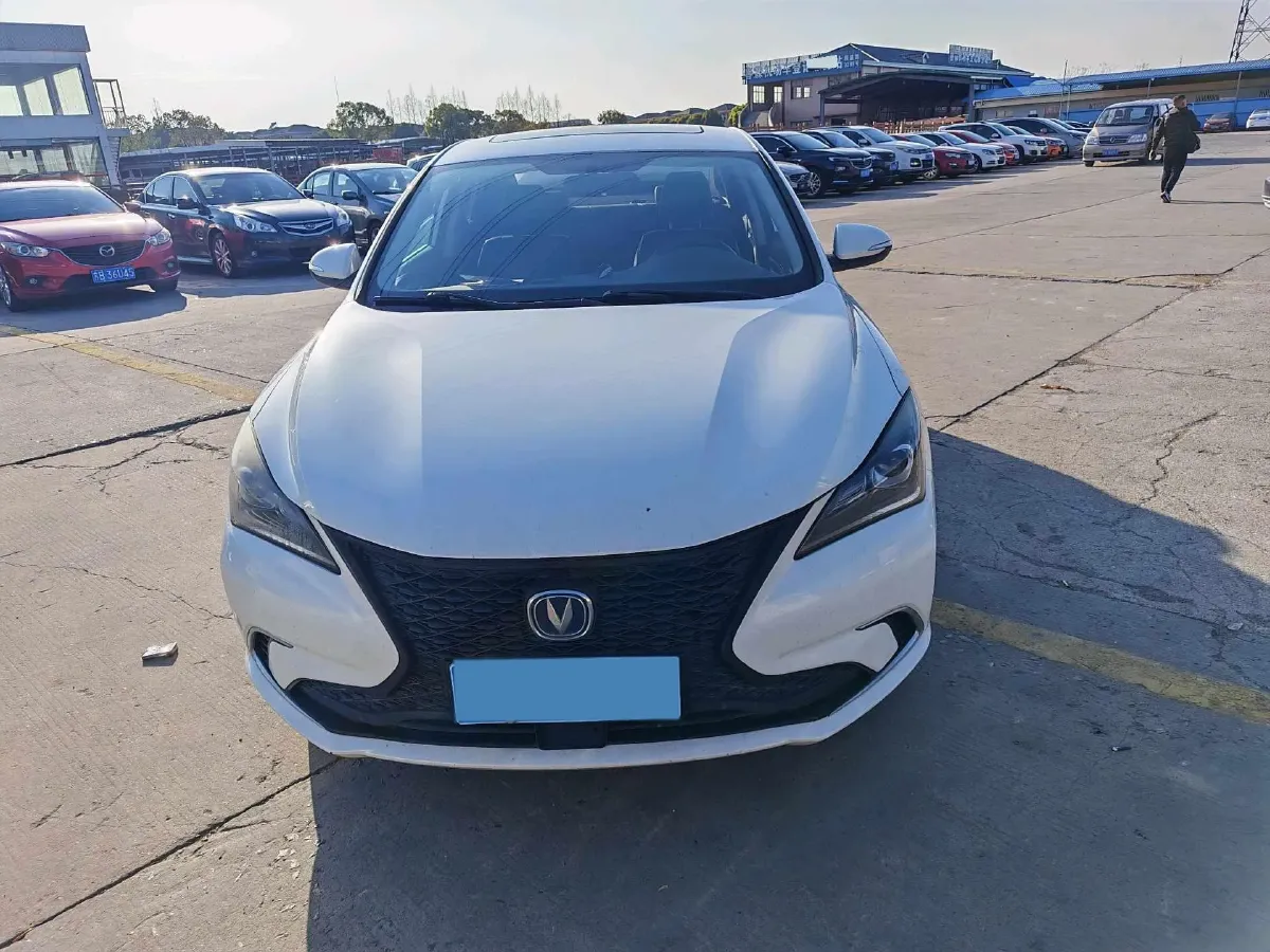 2019 ChangAn Eado 1.4T 158HP L4 7DCT,autocango,china used car exporter,china ev exporter,chinese used car exporter,chinese used ev exporter