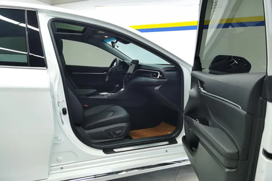 2023 Toyota Camry 2.0L 177HP L4 CVT,autocango,china used car exporter,china ev exporter,chinese used car exporter,chinese used ev exporter