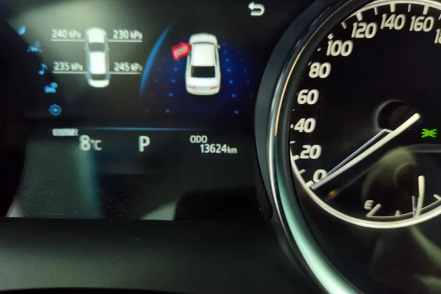 2023 Toyota Camry 2.0L 177HP L4 CVT,autocango,china used car exporter,china ev exporter,chinese used car exporter,chinese used ev exporter