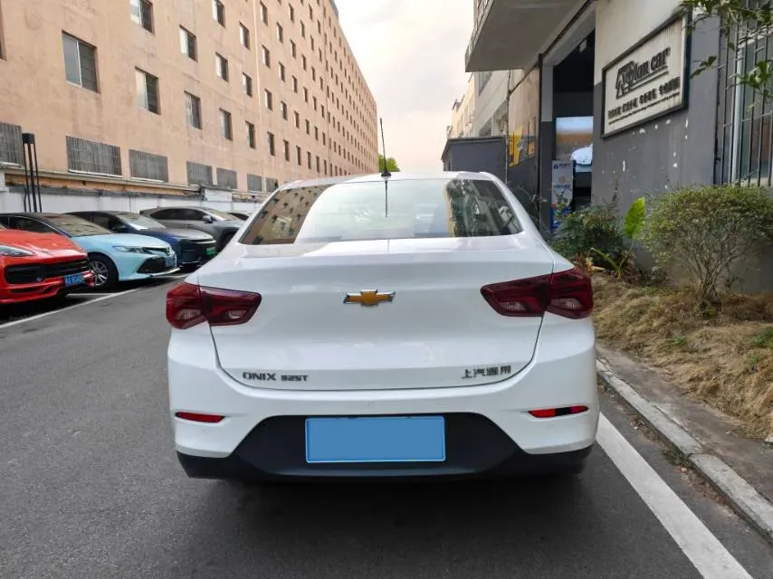 2021 Chevrolet Cavalier 1.0T 125HP L3 6AT,autocango,china used car exporter,china ev exporter,chinese used car exporter,chinese used ev exporter
