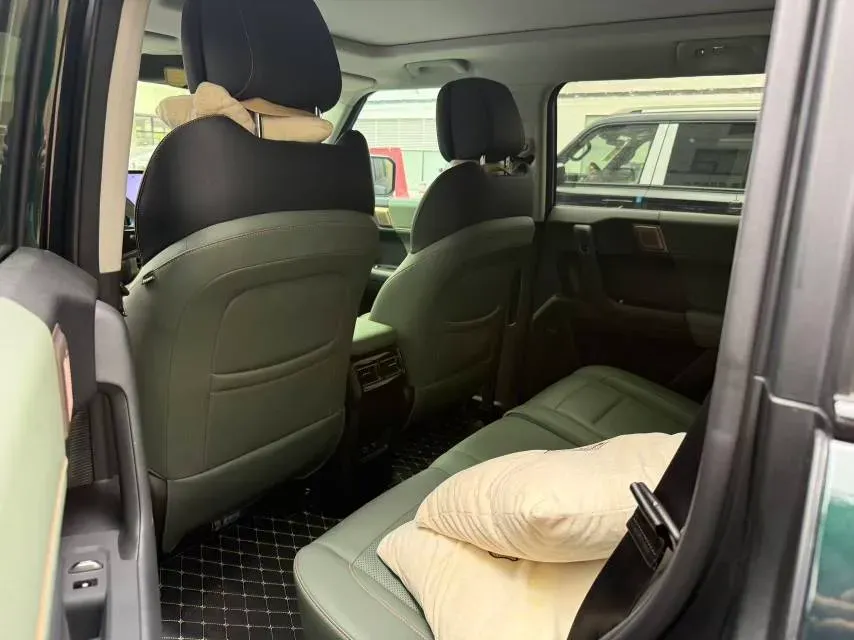 2024 Dongfeng RuiQi 7 2.0T 228HP L4 8AT,autocango,china used car exporter,china ev exporter,chinese used car exporter,chinese used ev exporter