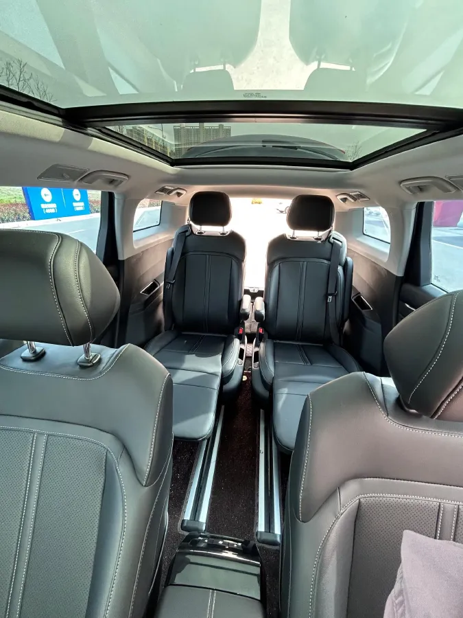 2022 WuLing KaiJie 1.5T 177HP L4 CVT,autocango,china used car exporter,china ev exporter,chinese used car exporter,chinese used ev exporter