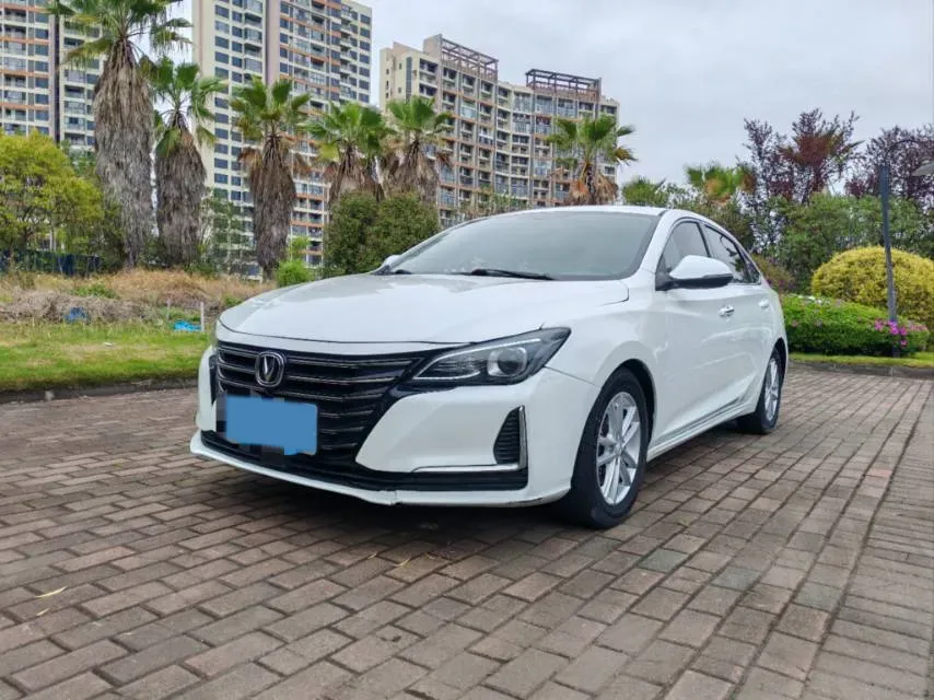 2022 ChangAn Raeton CC 1.5T 188HP L4 7DCT,autocango,china used car exporter,china ev exporter,chinese used car exporter,chinese used ev exporter
