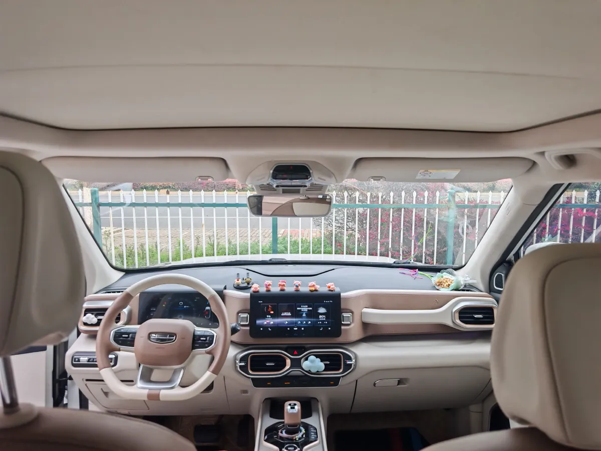 2020 Geely ICON 1.5T 177HP L3 7DCT,autocango,china used car exporter,china ev exporter,chinese used car exporter,chinese used ev exporter