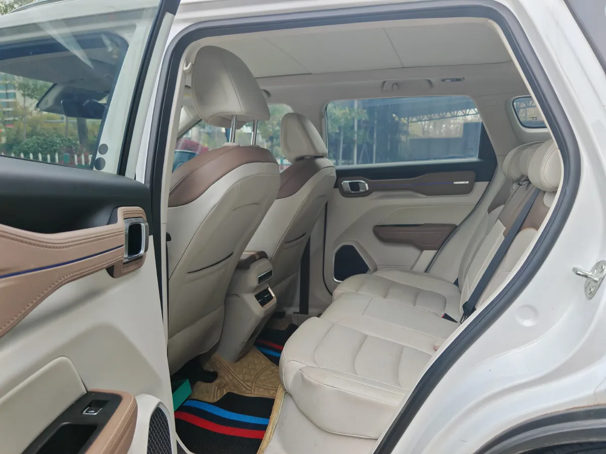 2020 Geely ICON 1.5T 177HP L3 7DCT,autocango,china used car exporter,china ev exporter,chinese used car exporter,chinese used ev exporter