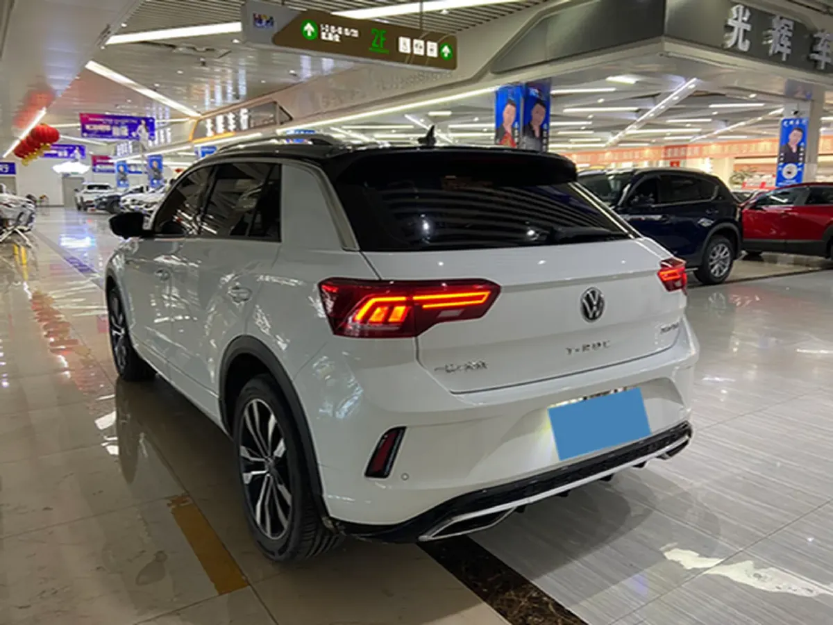 2022 Volkswagen T-Roc 1.4T 150HP L4 7DCT,autocango,china used car exporter,china ev exporter,chinese used car exporter,chinese used ev exporter