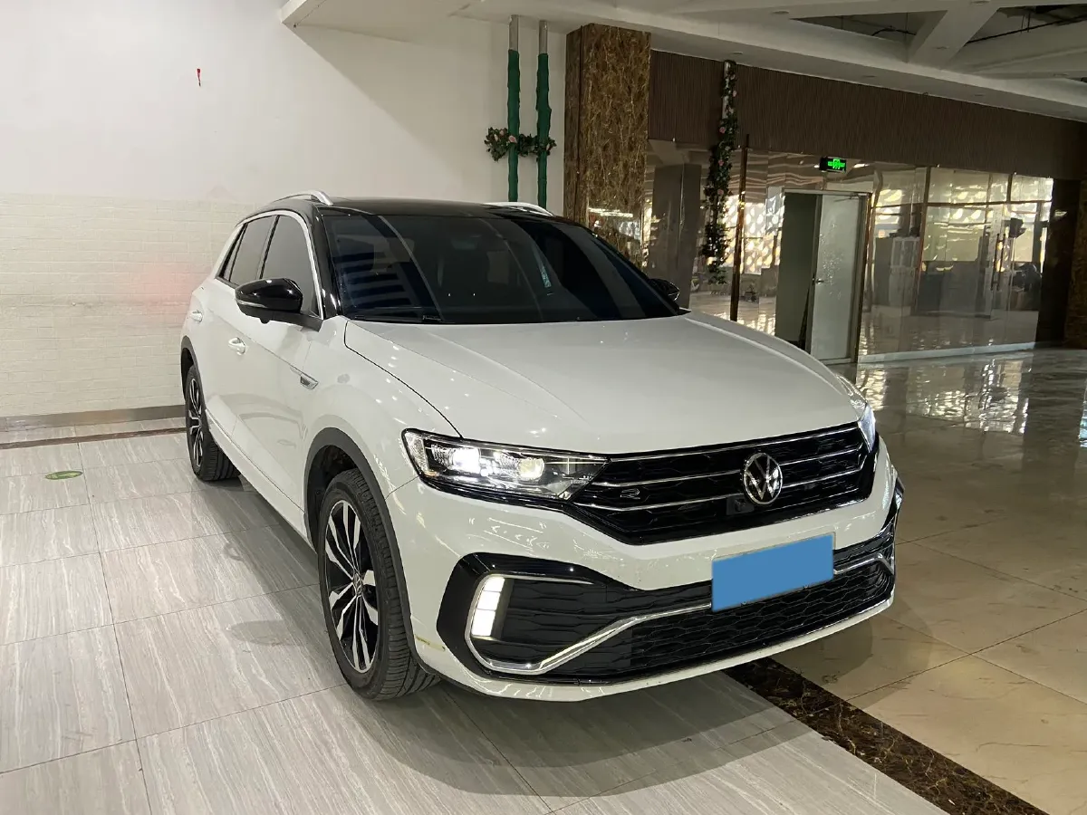 2022 Volkswagen T-Roc 1.4T 150HP L4 7DCT,autocango,china used car exporter,china ev exporter,chinese used car exporter,chinese used ev exporter
