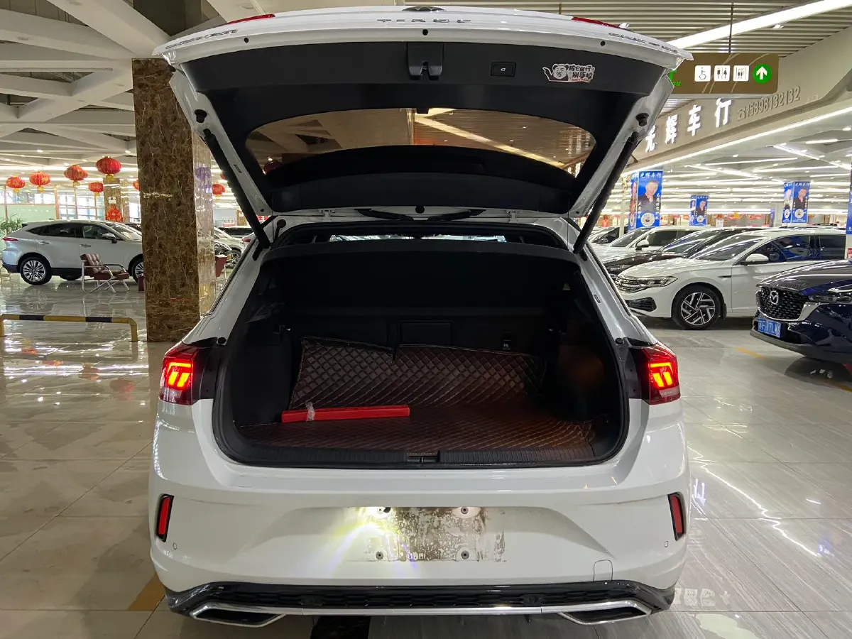 2022 Volkswagen T-Roc 1.4T 150HP L4 7DCT,autocango,china used car exporter,china ev exporter,chinese used car exporter,chinese used ev exporter