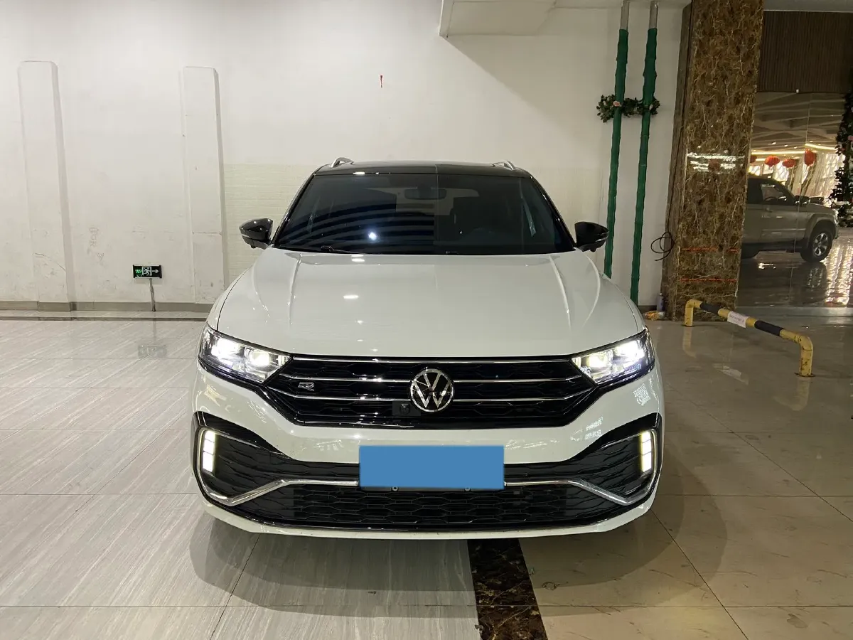 2022 Volkswagen T-Roc 1.4T 150HP L4 7DCT,autocango,china used car exporter,china ev exporter,chinese used car exporter,chinese used ev exporter