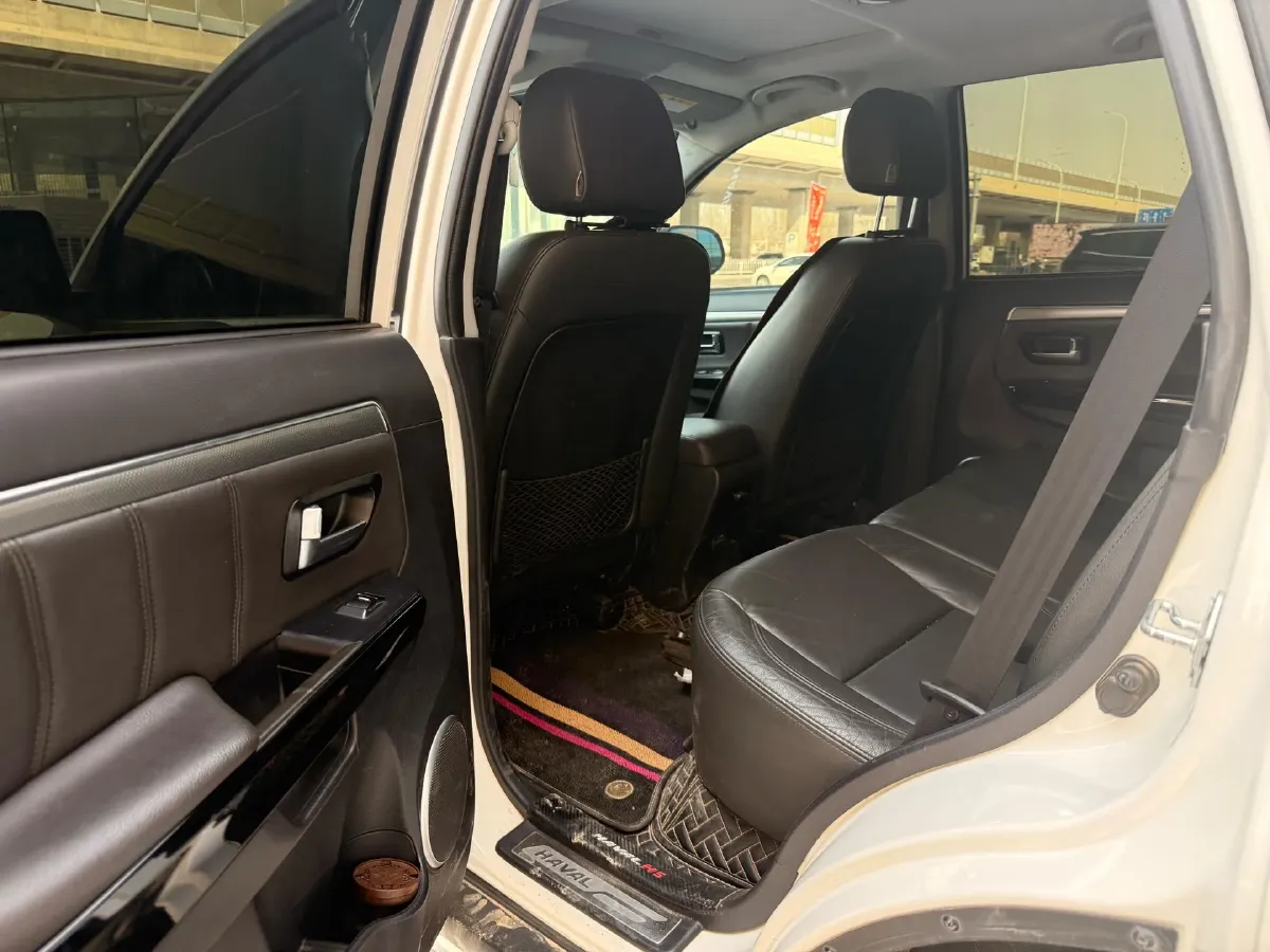 2018 Haval H5 Class 2.0T 190HP L4 6MT,autocango,china used car exporter,china ev exporter,chinese used car exporter,chinese used ev exporter