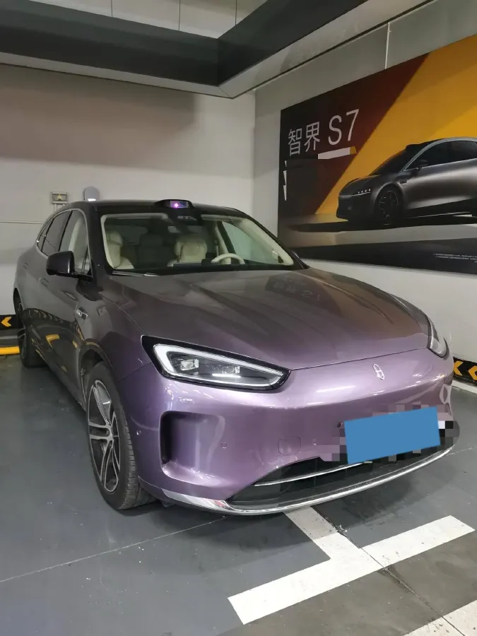 2025 AITO AITO M5 1.5T 152HP L4 REEV 42KWH,autocango,china used car exporter,china ev exporter,chinese used car exporter,chinese used ev exporter