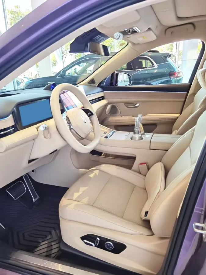 2025 AITO AITO M5 1.5T 152HP L4 REEV 42KWH,autocango,china used car exporter,china ev exporter,chinese used car exporter,chinese used ev exporter