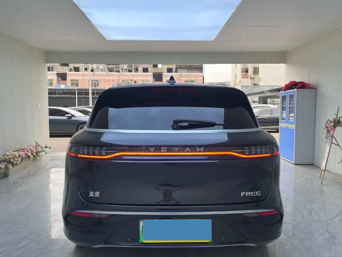2021 Voyah FREE Range Extended 109HP REEV 33KWH,autocango,china used car exporter,china ev exporter,chinese used car exporter,chinese used ev exporter
