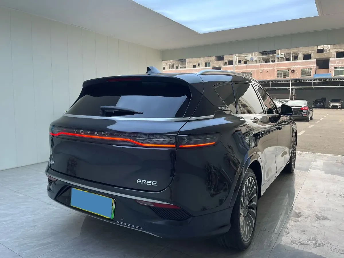 2021 Voyah FREE Range Extended 109HP REEV 33KWH,autocango,china used car exporter,china ev exporter,chinese used car exporter,chinese used ev exporter
