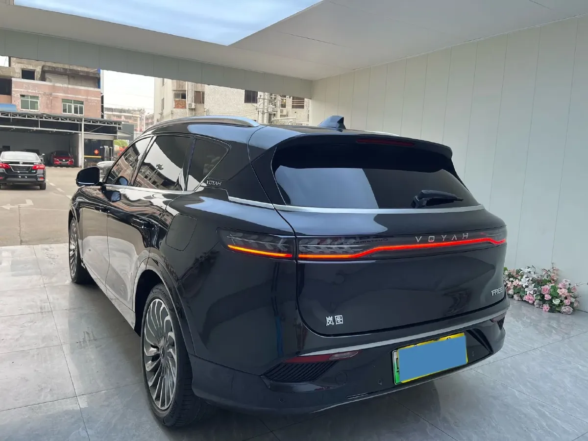 2021 Voyah FREE Range Extended 109HP REEV 33KWH,autocango,china used car exporter,china ev exporter,chinese used car exporter,chinese used ev exporter