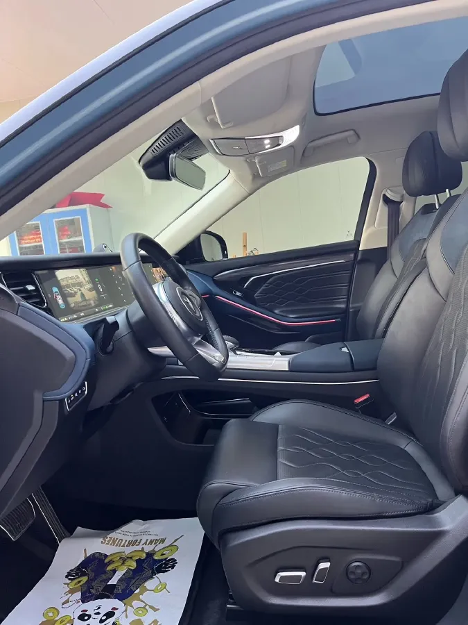 2021 Voyah FREE Range Extended 109HP REEV 33KWH,autocango,china used car exporter,china ev exporter,chinese used car exporter,chinese used ev exporter