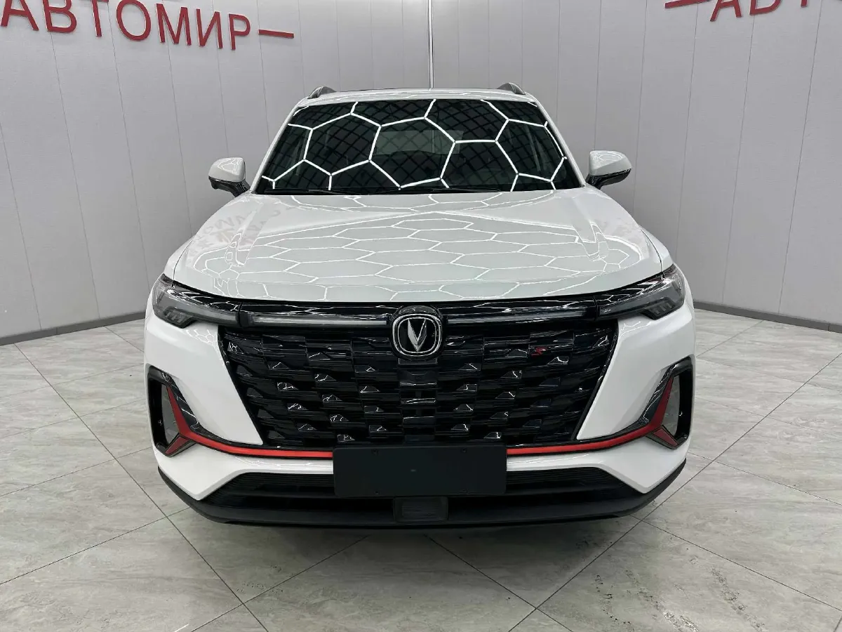 2023 ChangAn CS35 Plus 1.4T 160HP L4 7DCT,autocango,china used car exporter,china ev exporter,chinese used car exporter,chinese used ev exporter