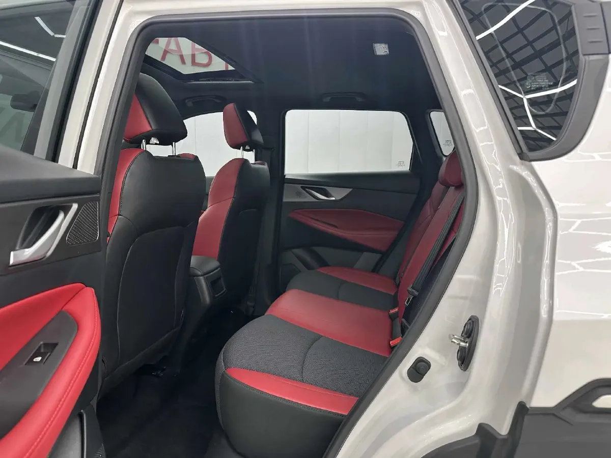 2023 ChangAn CS35 Plus 1.4T 160HP L4 7DCT,autocango,china used car exporter,china ev exporter,chinese used car exporter,chinese used ev exporter