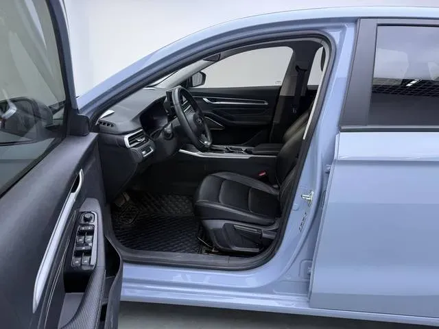 2023 Geely Emgrand 1.5L 127HP L4 CVT,autocango,china used car exporter,china ev exporter,chinese used car exporter,chinese used ev exporter