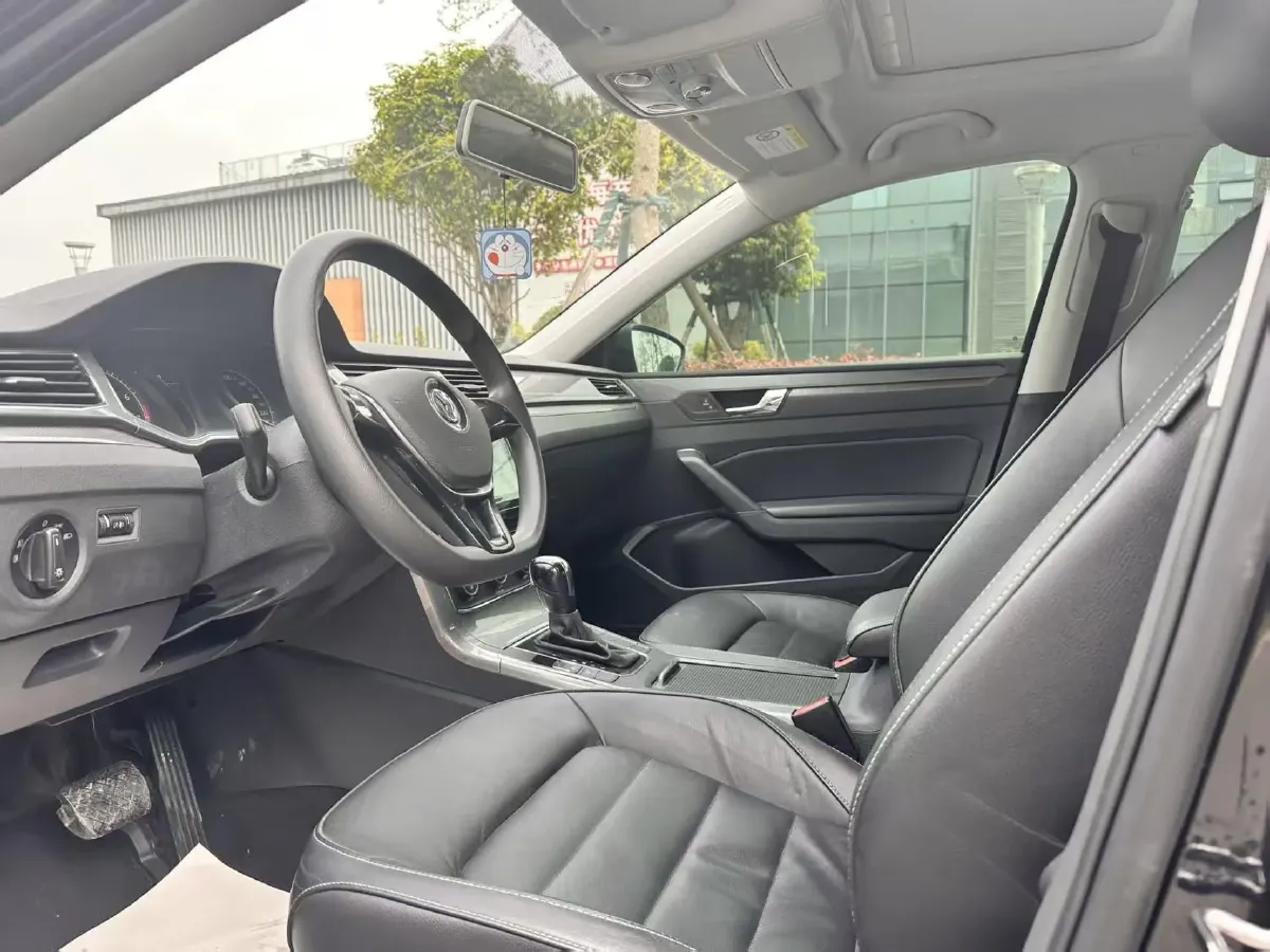 2015 Volkswagen Passat 1.8T 160HP L4 6AT,autocango,china used car exporter,china ev exporter,chinese used car exporter,chinese used ev exporter