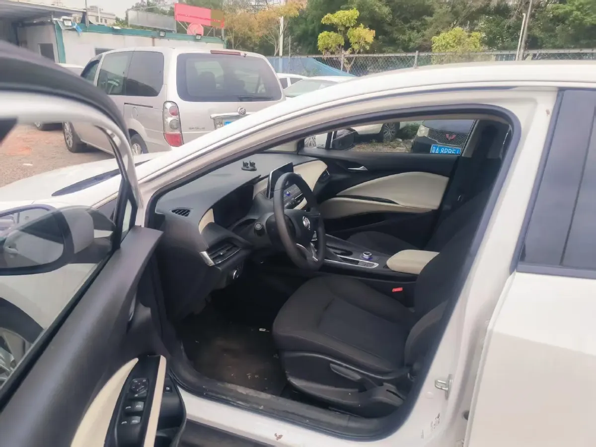 2022 Buick Velite 6 1.5L 102HP L4 E-CVT PHEV 9.5KWH,autocango,china used car exporter,china ev exporter,chinese used car exporter,chinese used ev exporter