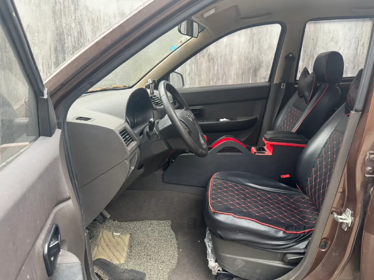 2015 WuLing HongGuang 1.5L 112HP L4 5MT,autocango,china used car exporter,china ev exporter,chinese used car exporter,chinese used ev exporter