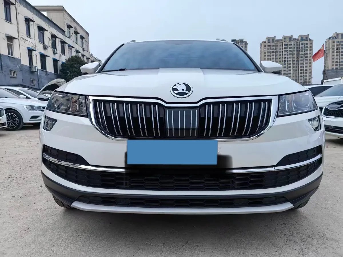 2021 Skoda Karoq 1.4T 150HP L4 7DCT,autocango,china used car exporter,china ev exporter,chinese used car exporter,chinese used ev exporter