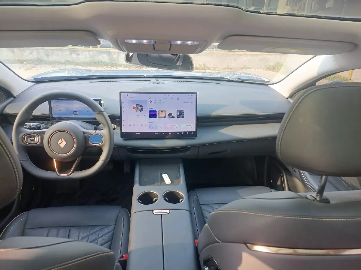 2025 BaoJun XiangJing BEV,autocango,china used car exporter,china ev exporter,chinese used car exporter,chinese used ev exporter