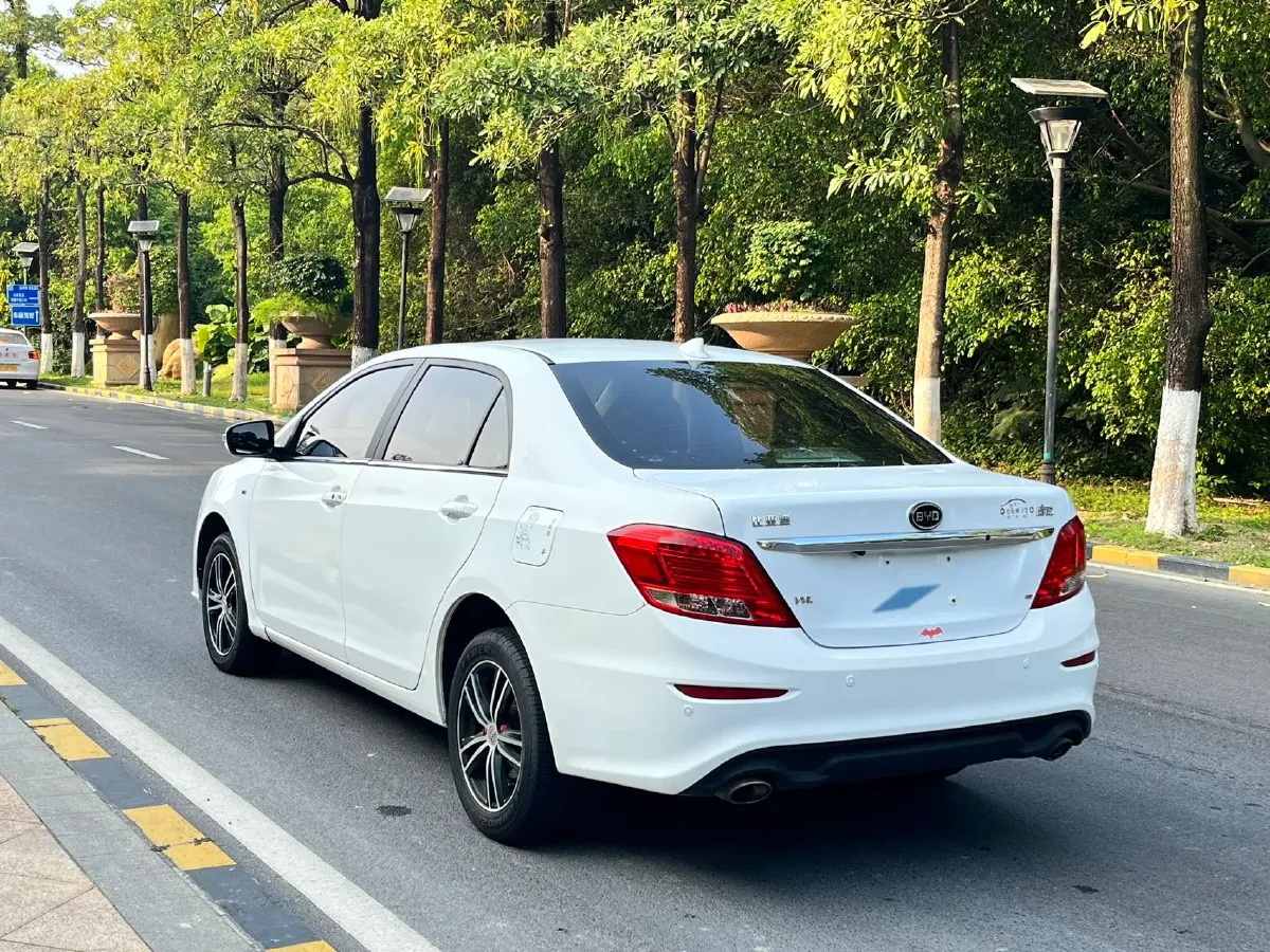 2018 BYD SuRui 1.5L 109HP L4 5MT,autocango,china used car exporter,china ev exporter,chinese used car exporter,chinese used ev exporter