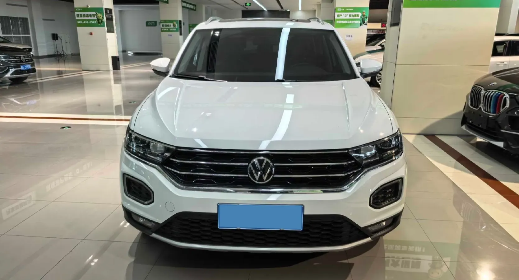 2022 Volkswagen T-Roc 1.4T 150HP L4 7DCT,autocango,china used car exporter,china ev exporter,chinese used car exporter,chinese used ev exporter