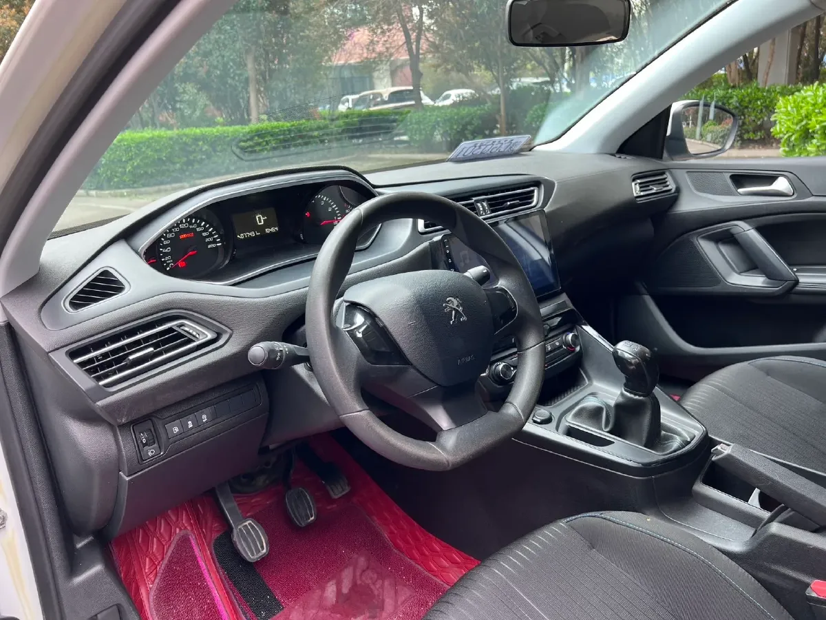 2018 JMC YuHu 3 1.8T 177HP L4 6MT,autocango,china used car exporter,china ev exporter,chinese used car exporter,chinese used ev exporter