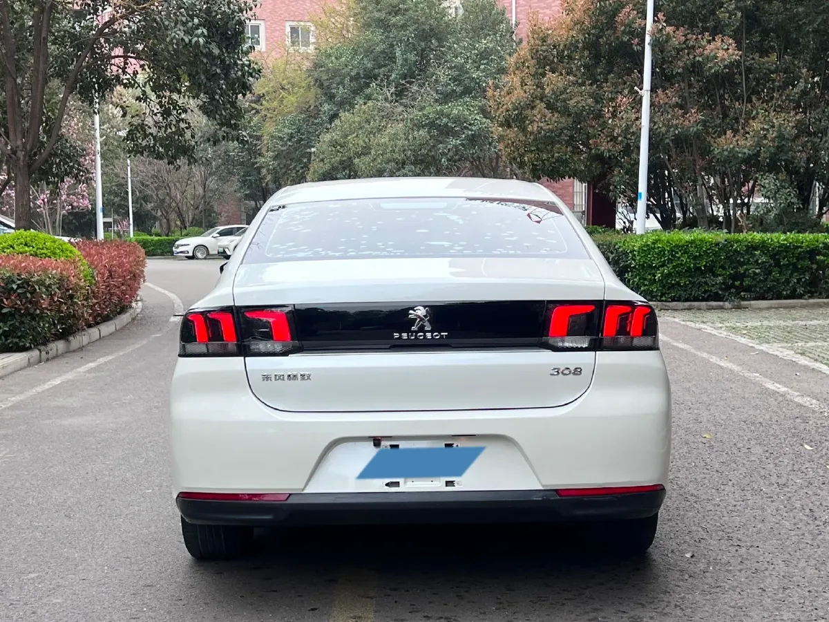 2018 JMC YuHu 3 1.8T 177HP L4 6MT,autocango,china used car exporter,china ev exporter,chinese used car exporter,chinese used ev exporter