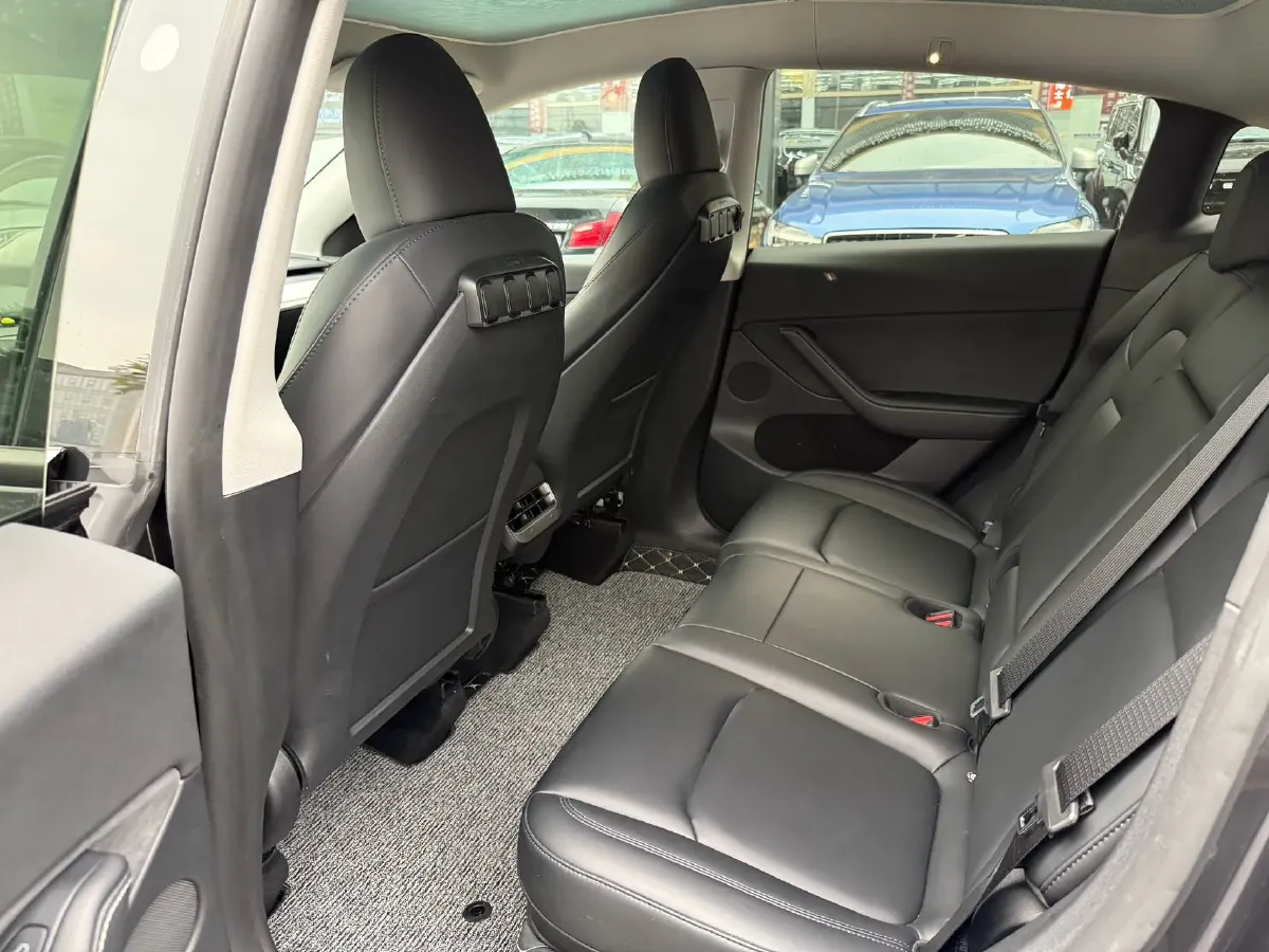 2024 Iveco OuSheng BEV 77.28KWH,autocango,china used car exporter,china ev exporter,chinese used car exporter,chinese used ev exporter