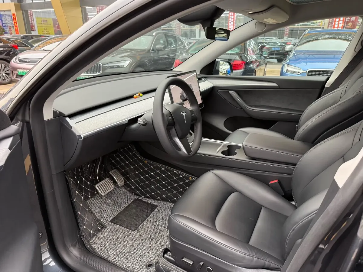 2024 Iveco OuSheng BEV 77.28KWH,autocango,china used car exporter,china ev exporter,chinese used car exporter,chinese used ev exporter