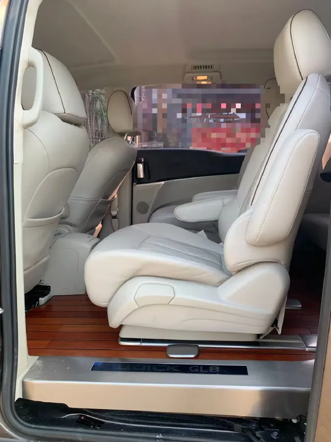 2021 Buick GL8 2.0T 237HP L4 9AT,autocango,china used car exporter,china ev exporter,chinese used car exporter,chinese used ev exporter