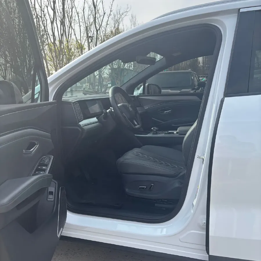 2025 BYD SongL DM-i 1.5L 101HP L4 E-CVT PHEV 26.6KWH,autocango,china used car exporter,china ev exporter,chinese used car exporter,chinese used ev exporter