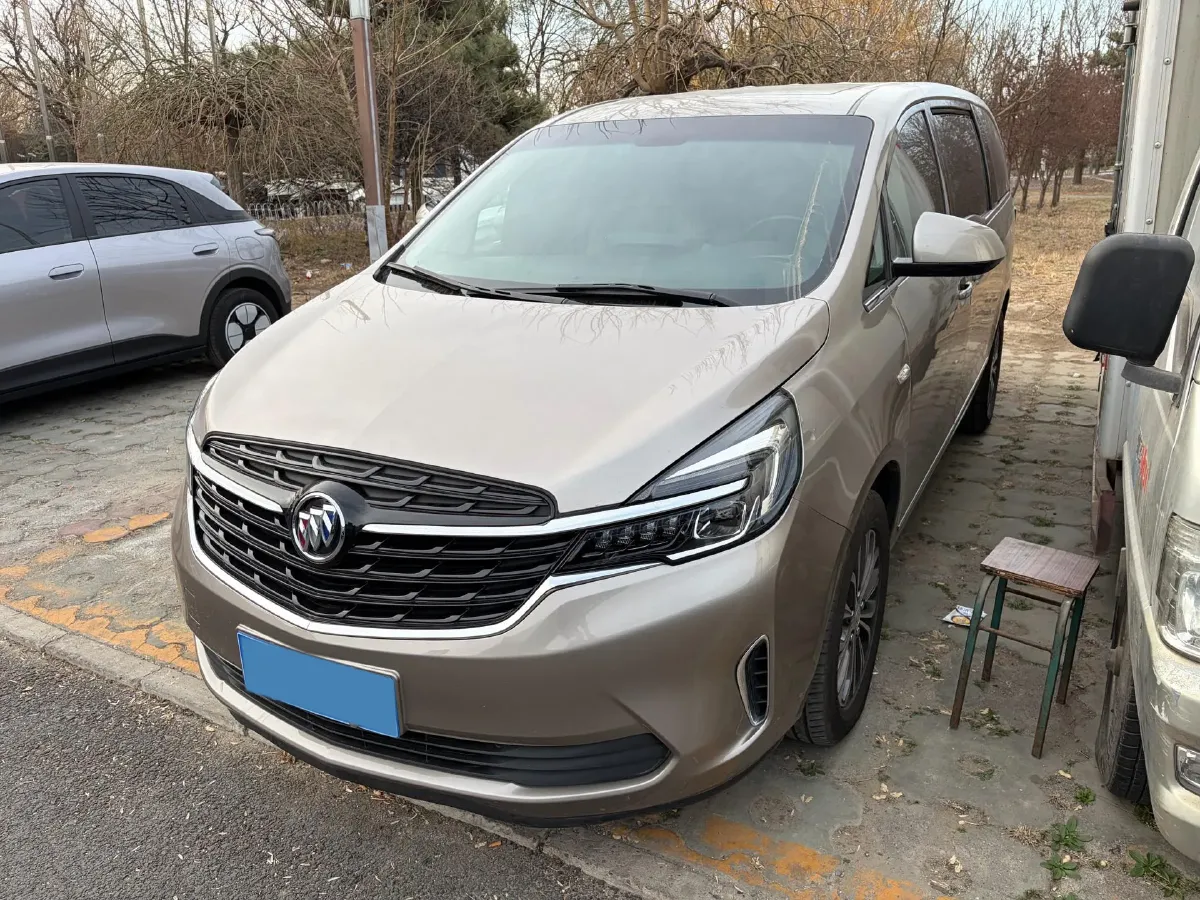2022 Buick GL8 2.0T 237HP L4 9AT,autocango,china used car exporter,china ev exporter,chinese used car exporter,chinese used ev exporter