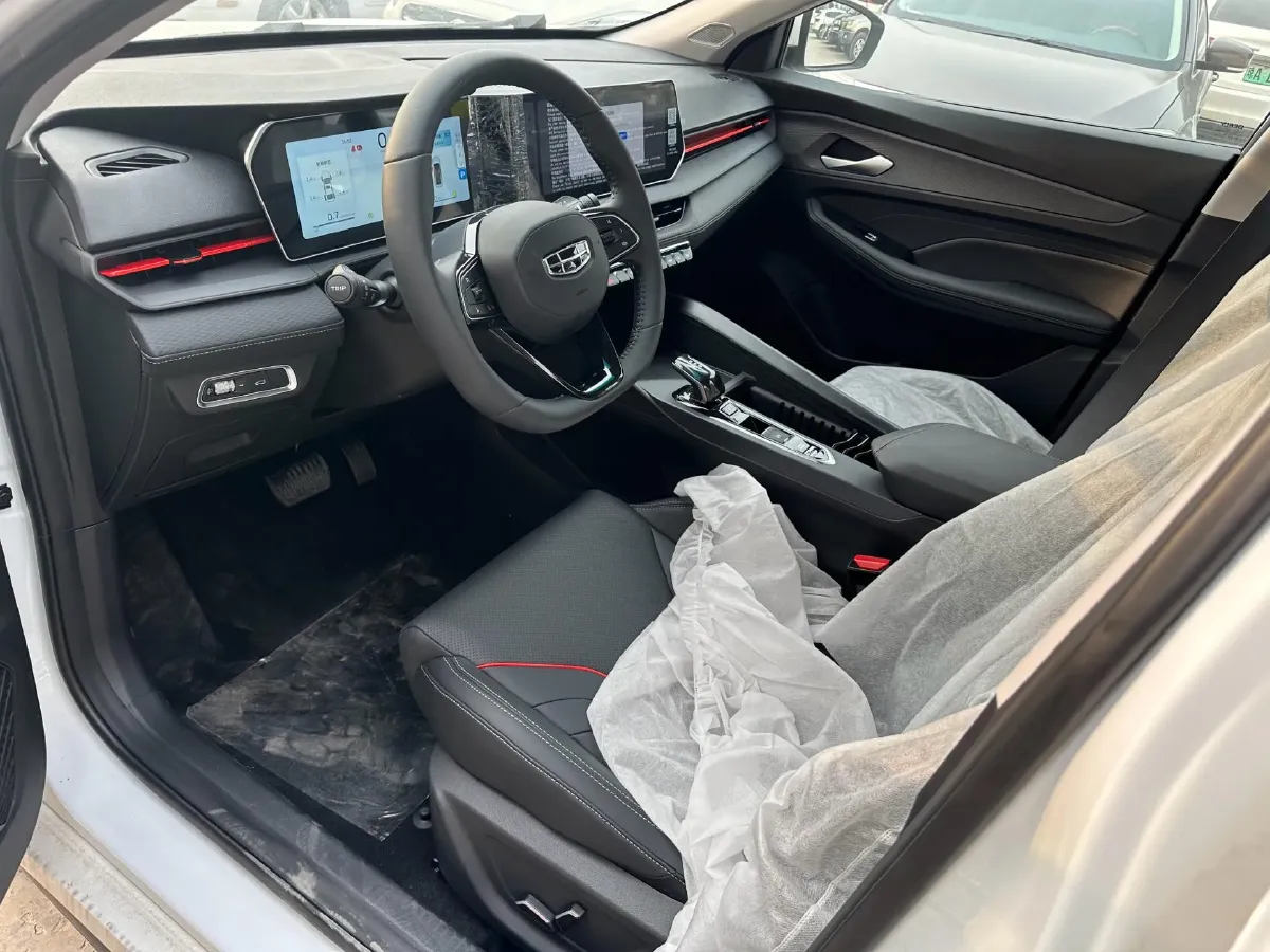 2024 Geely Binray 1.5T 181HP L4 7DCT,autocango,china used car exporter,china ev exporter,chinese used car exporter,chinese used ev exporter