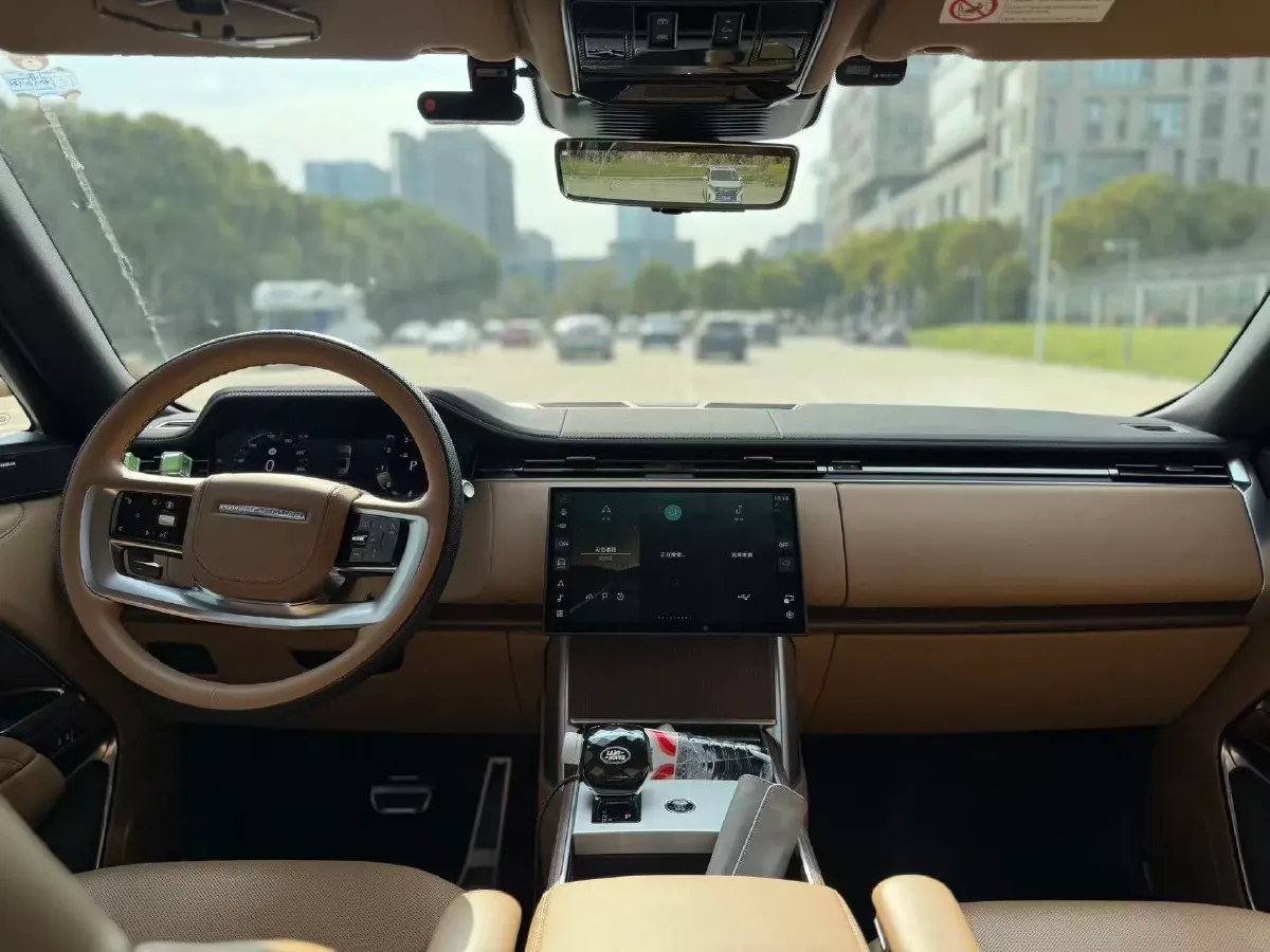 2024 Land Rover Range Rover 3.0T 400HP L6 8AT,autocango,china used car exporter,china ev exporter,chinese used car exporter,chinese used ev exporter