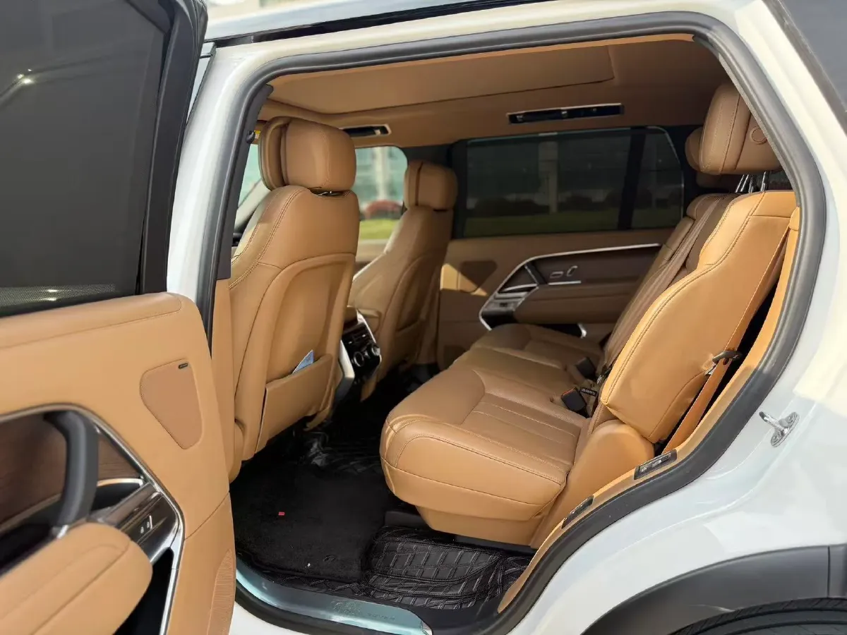 2024 Land Rover Range Rover 3.0T 400HP L6 8AT,autocango,china used car exporter,china ev exporter,chinese used car exporter,chinese used ev exporter