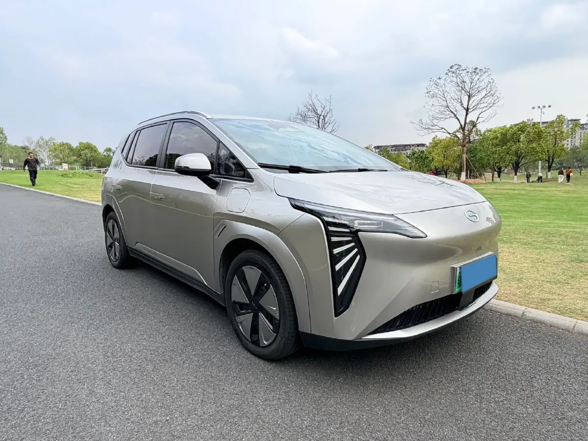 2023 GAC Trumpchi GS4 1.5T 177HP L4 6AT,autocango,china used car exporter,china ev exporter,chinese used car exporter,chinese used ev exporter