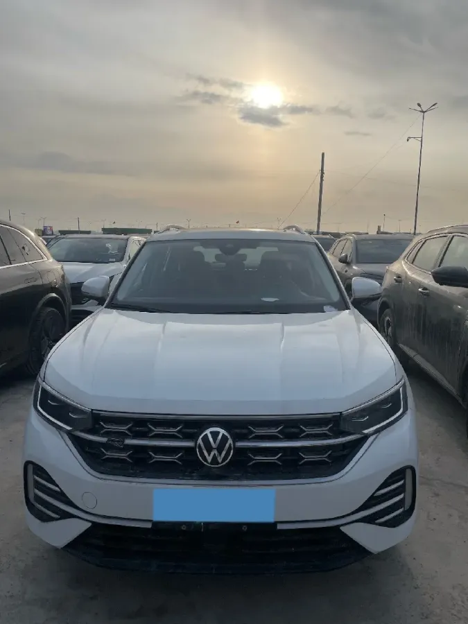 2023 Volkswagen Tayron 2.0T 186HP L4 7DCT,autocango,china used car exporter,china ev exporter,chinese used car exporter,chinese used ev exporter