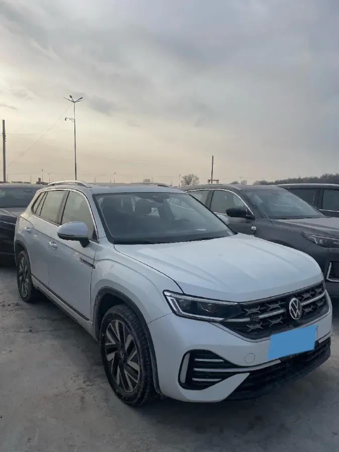 2023 Volkswagen Tayron 2.0T 186HP L4 7DCT,autocango,china used car exporter,china ev exporter,chinese used car exporter,chinese used ev exporter