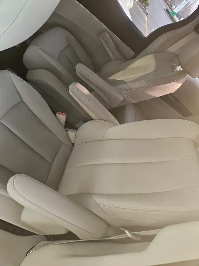 2023 Buick GL8 2.0T 237HP L4 9AT,autocango,china used car exporter,china ev exporter,chinese used car exporter,chinese used ev exporter