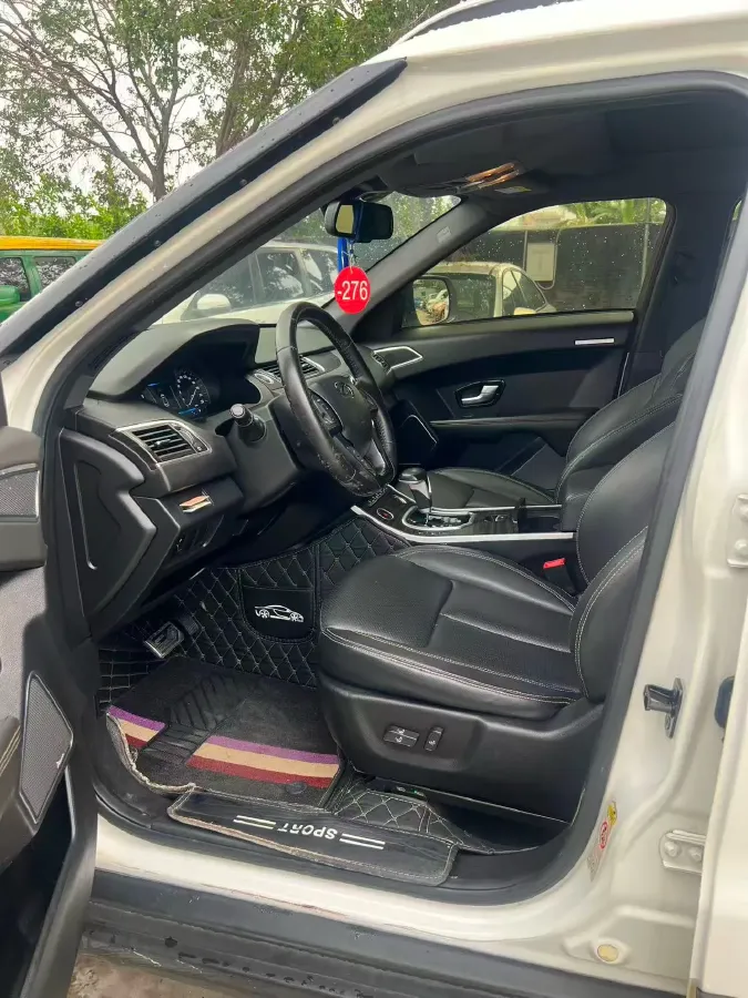 2018 Landwind X7 1.5T 163HP L4 8AT,autocango,china used car exporter,china ev exporter,chinese used car exporter,chinese used ev exporter